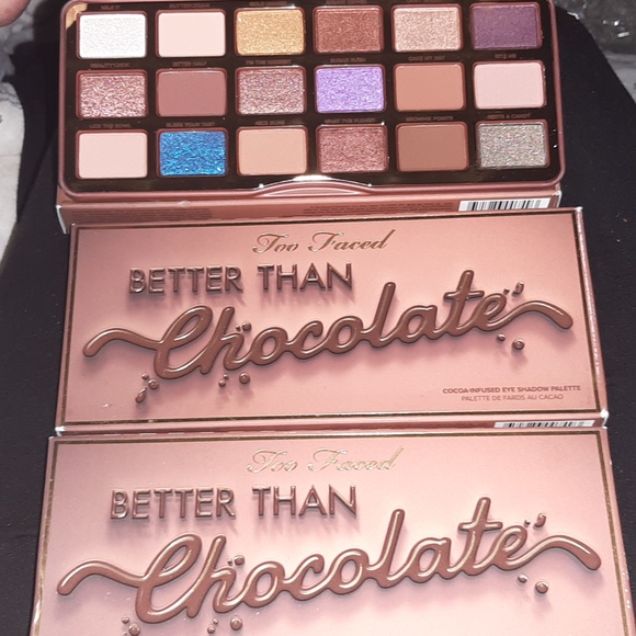 Too Faced eyeshadow palate - Picture 1 of 6